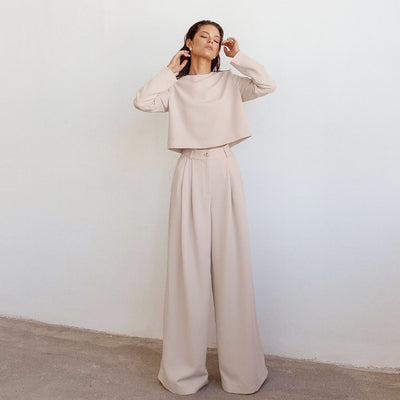 Comfy Essence Cropped Top and High-Waist Trousers Set