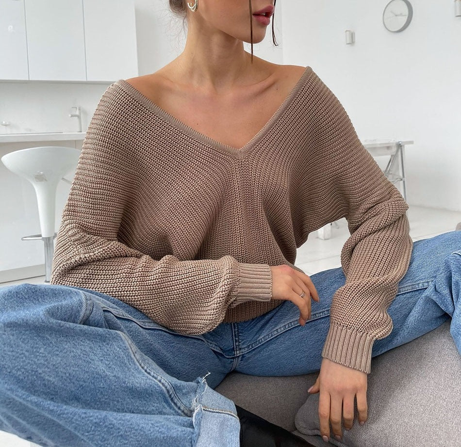 Everyday Knitted v-neck sweater